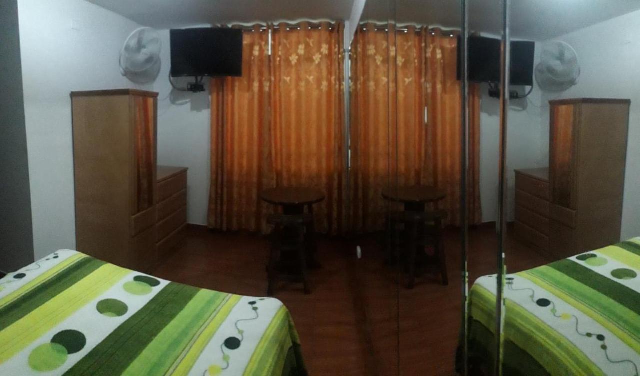 Hostal Sueños Lima Exterior foto